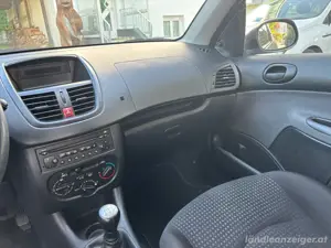 Peugeot 206+ Junior Bild 7