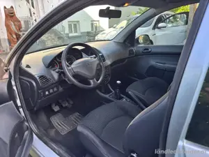 Peugeot 206+ Junior Bild 8