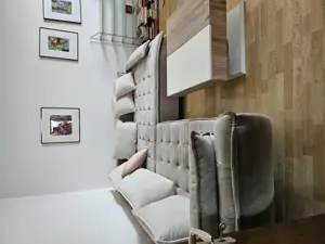 Schöne Wohnzimmer Eck-Couch mit Tisch Bild 2