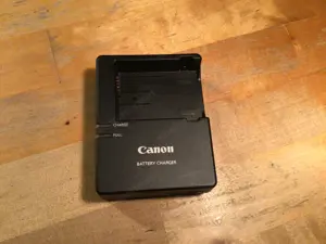 Canon Batterie Ladegerät 