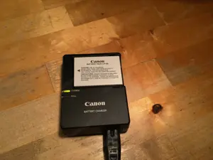 Canon Batterie Ladegerät 