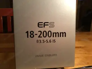 Canon EFS 18-200 mm  f 3.5-5.6 IS  Bild 4