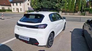Peugeot 208 Bild 10