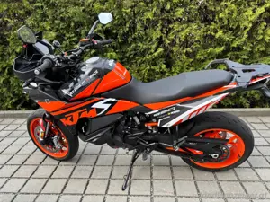 KTM 890 smt Bild 2