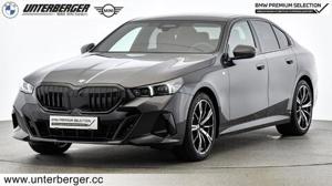 BMW 520d xDrive M Sportpaket // Anhängerkupplung // Head-Up // Komfortzugang /