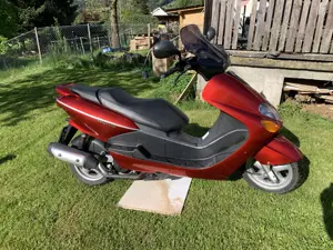 Yamaha Majesty 125 Bild 4