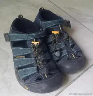 Gr 32 Sandalen Keen