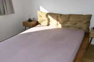 160x200cm Eichenbett Vollholz inklusive Jute-Kopfteil, Lattenrost und Matratze Bild 4