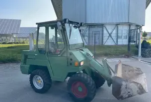 Kramer Allrad 112 SL Radlader Hoflader mit Schaufel Bild 3