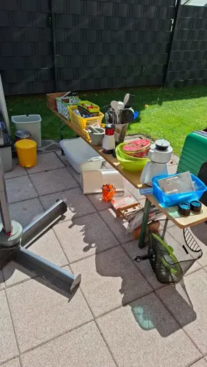 Heute Freitag 13.06.2025 und Morgen 14.06.2025 Flohmarkt und Garagenverkauf in der Schweizerstrasse Bild 6