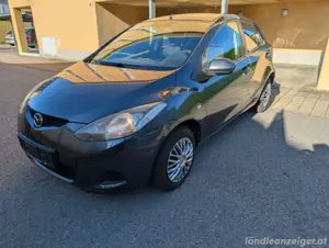 Mazda 2 1.3i Ce Pro Bild 2