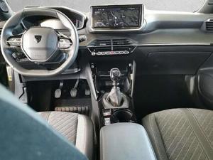 Peugeot 2008 Bild 8