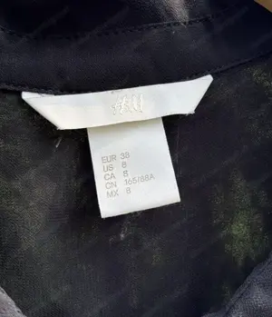 Schwarze, ärmellose Bluse von H&M Bild 3