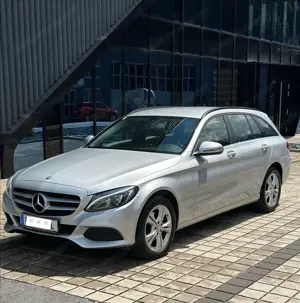 Mercedes benz c 220 t d 4matic 9g-tronic