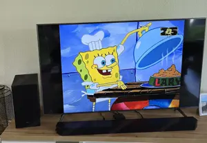 Samsung 55-Zoll Fernseher + Samsung Heimkino-System