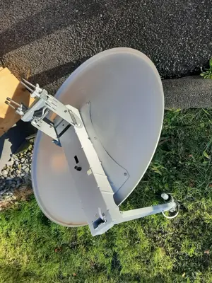 Satelittenscheibe Bild 2