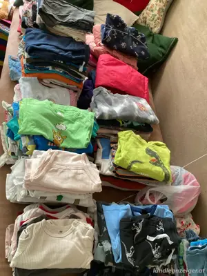 Zu verschenken: Kleidung für Mädchen ca 2 Jahre