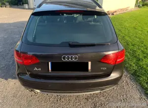 Audi A4 Avant 2,0 TDI Style DPF Kombi   Family Van Bild 2