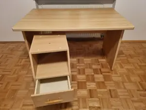 Schreibtisch mit Schubladenwagen Bild 2