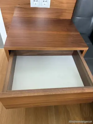 Bett inkl. Holzrückwand & Matratze Bild 6
