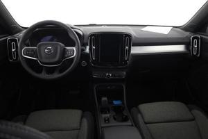 Volvo XC40 Core 2WD B3 Mild-Hybrid Core, Navi, Thors Hamme... Bild 4