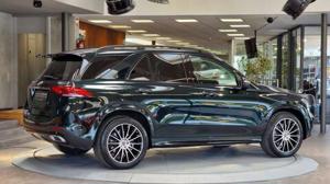 Mercedes-Benz E 400 Bild 5