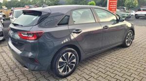 Kia Ceed / cee'd SPIN 1.5 T-GDI AT Kamera*Sitzheizung*APP*Navi 1... Bild 4