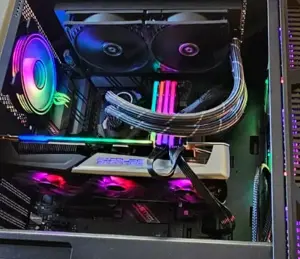 Gaming-PC (Ryzen 7 5800X, 1TB M2 SSD, 1TB SSD, 32GB Ram, RX5700XT) - TOP Bild 3