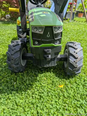 Premium Trettracktor echte Luftbereifung mit Anhänger Bild 3