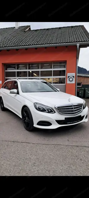 Mercedes Benz   E220d