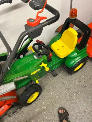 kinder trettraktor mit hänger Bild 2