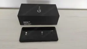 LG G7 ThinQ Smartphone Bild 2