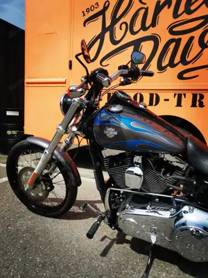 Harley-Davidson Dyna Wide Glide FXDWG Bild 10