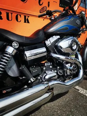 Harley-Davidson Dyna Wide Glide FXDWG Bild 3