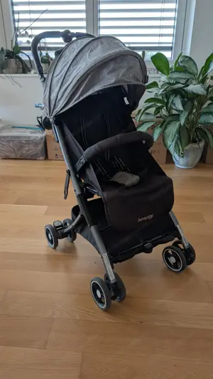Kinderwagen Buggy mit Regenschutz und Aufbewahrungstasche Bild 7