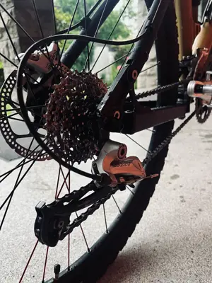 Mountainbike Kraftstoff Bild 5