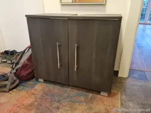 Waschbeckenunterschrank