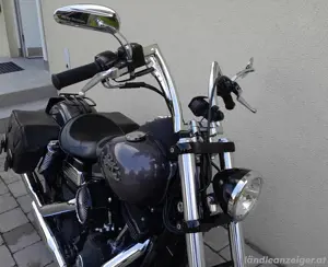 Harley Davidson Dyna Street Bob  Bild 2