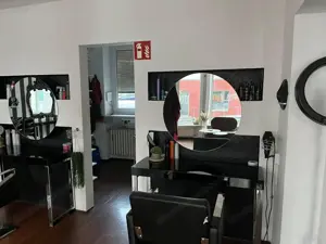 Geschäftslokal zu verkaufen 