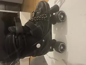 Rollerblades mit 4 Rädern 