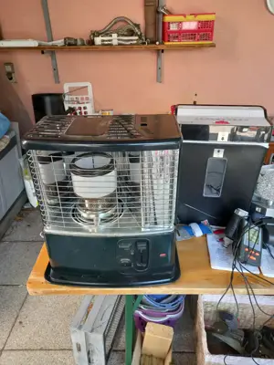 Alles muss raus ! UMZUG ! 6812 Meiningen Schweizerstrasse41 Bild 3