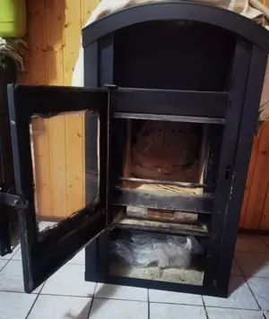 Holz und Kohle Ofen