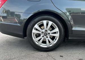 Mercedes-Benz C-Klasse 2011 Bild 10