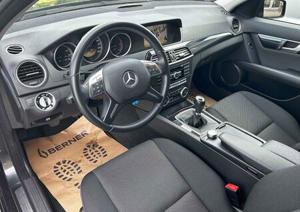 Mercedes-Benz C-Klasse 2011 Bild 11
