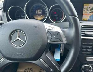 Mercedes-Benz C-Klasse 2011 Bild 16