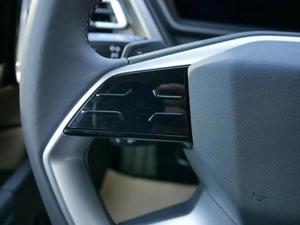 Audi Q4 e-tron 40 *GARANTIE*NAVI*PANO*SHZ*PDC*MATRIX*ACC*FRONT... Bild 5