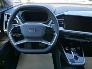 Audi Q4 e-tron 40 *GARANTIE*NAVI*PANO*SHZ*PDC*MATRIX*ACC*FRONT... Bild 3
