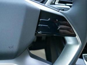 Audi Q4 e-tron 40 *GARANTIE*NAVI*PANO*SHZ*PDC*MATRIX*ACC*FRONT... Bild 6