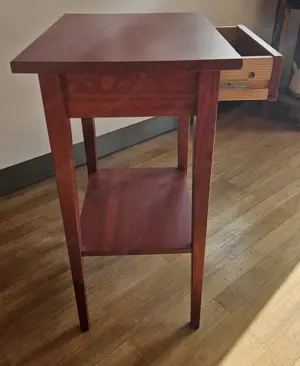 IKEA-Ablagetisch rot - gebraucht Bild 3