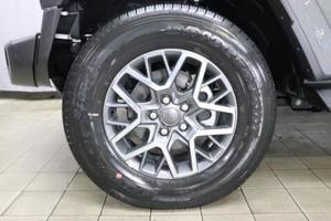 Jeep Wrangler Unlimited Sahara 2.0 280KW UVP 85.140,00  Plug... Bild 5